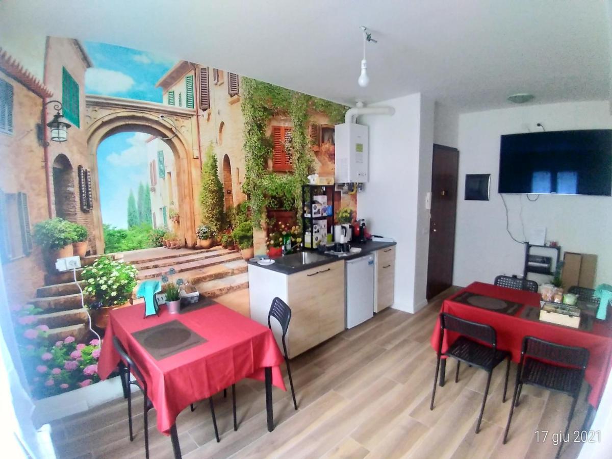 Cornizzolo Bed Breakfast Suello Zewnętrze zdjęcie